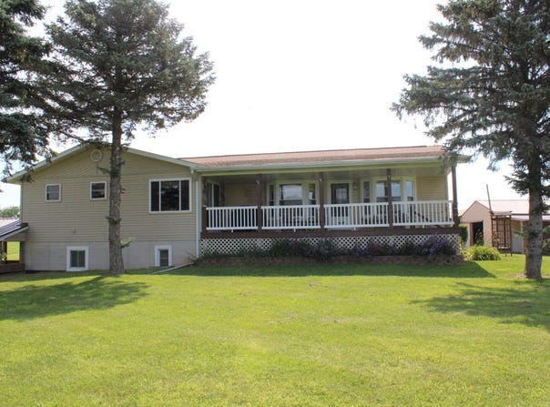 2812 Shoreline Drive, Lupton, MI 48635