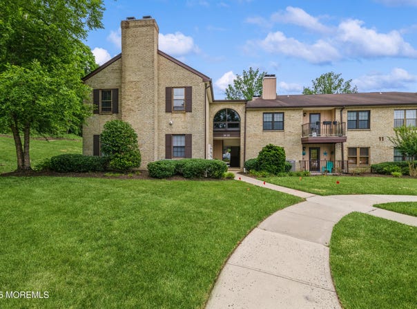 1111 Wellington Place, Matawan, NJ 07747