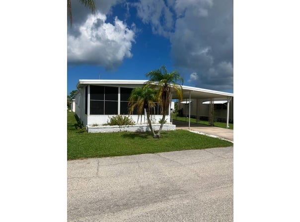 346 10th Street, Nokomis, FL 34275