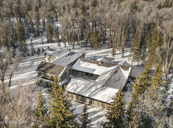 8910 PORTER LOOP, Jackson, WY 83001