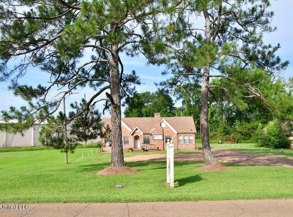 391 Brookhaven Street, Brookhaven, MS 39601