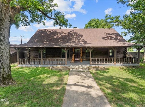 12292 Greenwood Springridge Road, Keithville, LA 71047