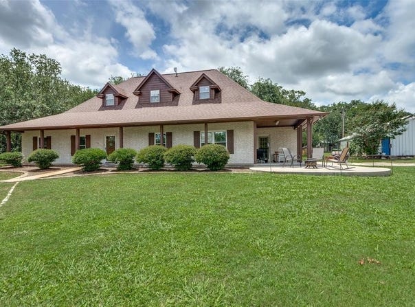 412 Paradise Canyon Circle, Paradise, TX 76073