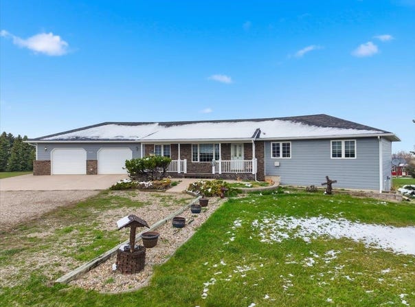2910 Sapphire Lane, Spearfish, SD 57783