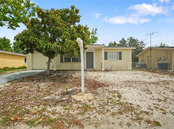8053 DEDHAM DRIVE, PORT RICHEY, FL 34668