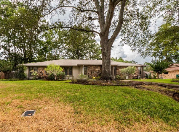 2312 W Elm St, El Dorado, AR 71730