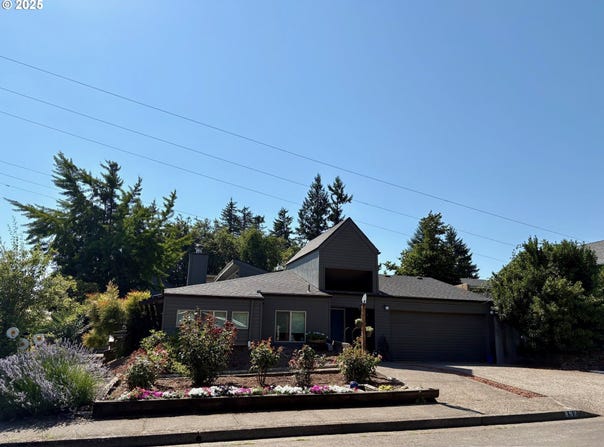 892 S 55TH PL, Springfield, OR 97478