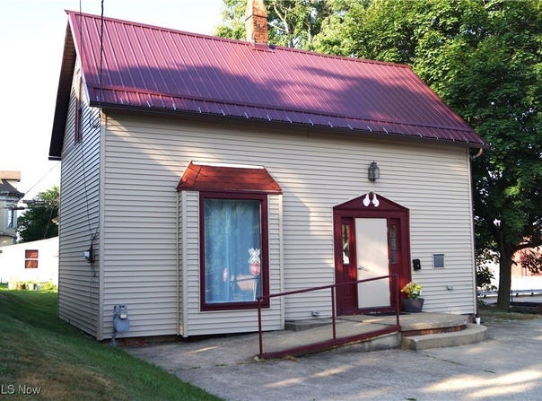 208 2nd Street SW, Carrollton, OH 44615