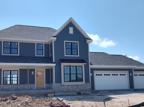 N56w20887 Carnoustie Way, Menomonee Falls, WI 53051