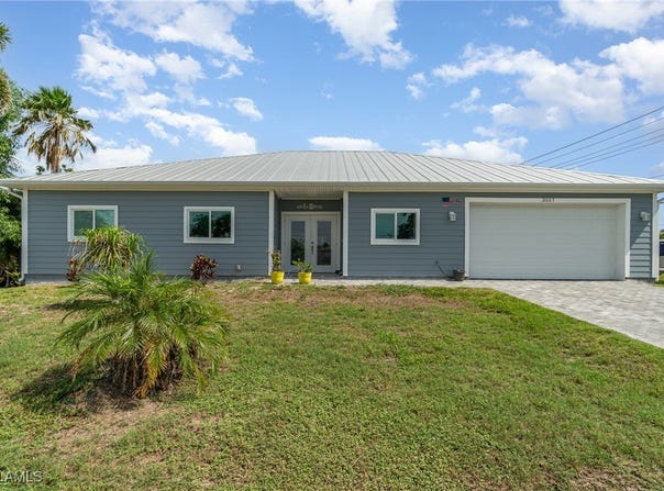 3557 Sea Holly Lane, St James City, FL 33956