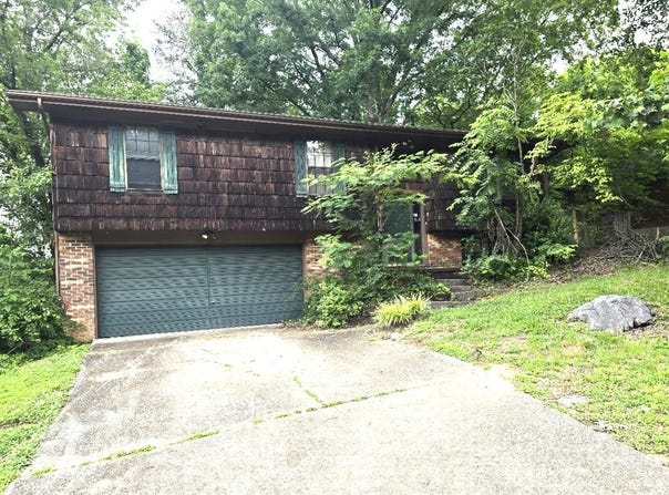 7105 Cane Hollow Road, Hixson, TN 37343