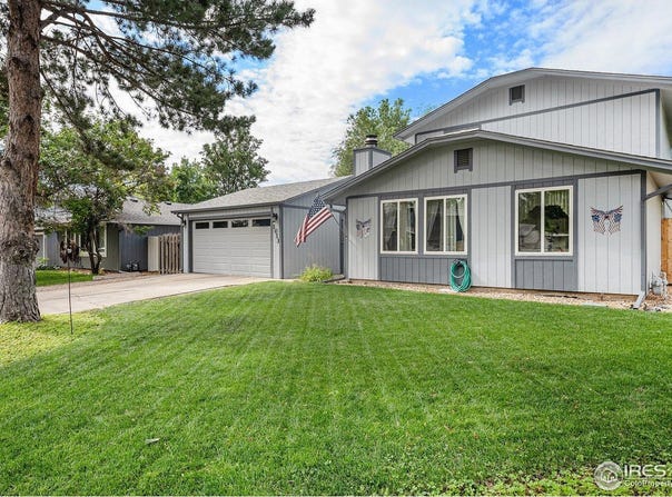 1013 Ponderosa Cir, Longmont, CO 80504