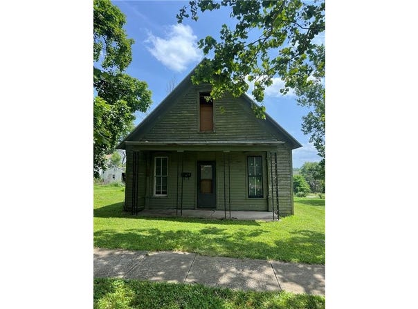 407 E Main Street, Stanberry, MO 64489