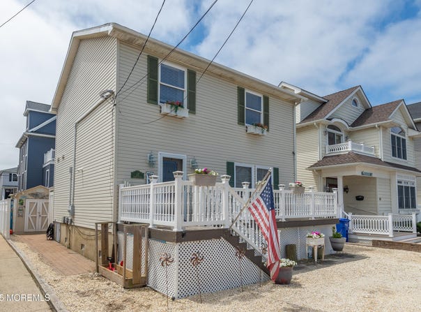45 Fielder Avenue, Seaside Heights, NJ 08751