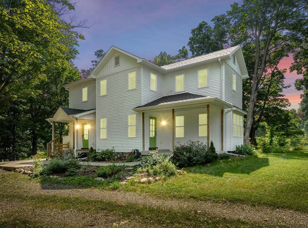 10544 E De Avenue, Richland, MI 49083