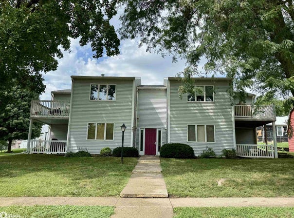 721 N East Street Unit 1, Carroll, IA 51401