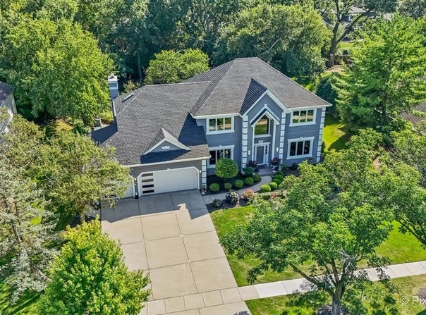 1317 Darien Club Drive, Darien, IL 60561