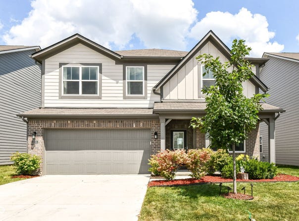 2234 S Bingham Place, New Palestine, IN 46163