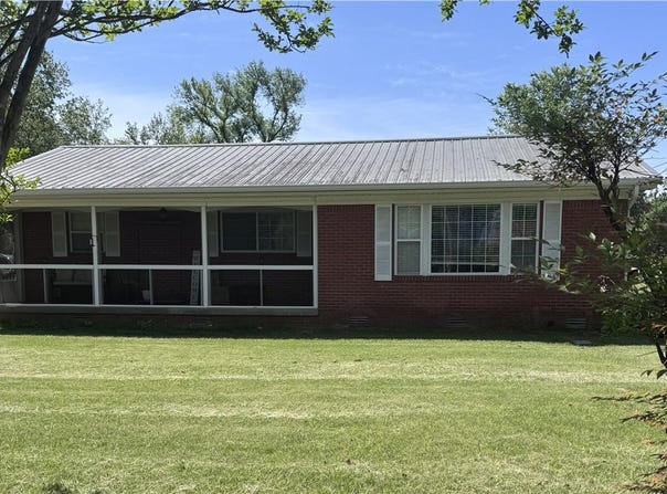 75 Cherry Street, Dover, AR 72837