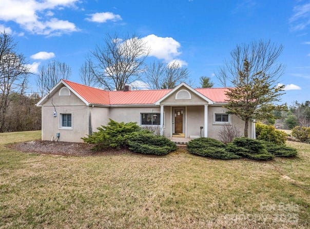 55 Settlers Trail, Mars Hill, NC 28754