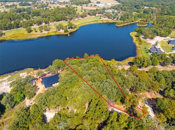 24020 Wildflower Circle, Lindale, TX 75771