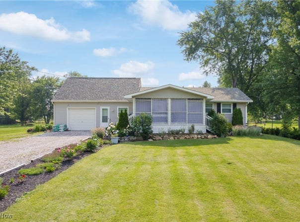 14203 Hatfield Road, Rittman, OH 44270