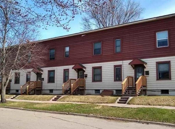 602 7th St S, Virginia, MN 55792