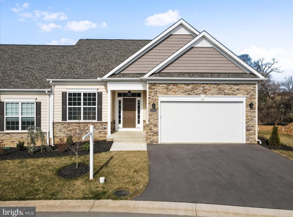 12922 HAWKINS CIRCLE, HAGERSTOWN, MD 21742