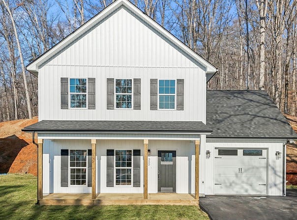 352 Clinch Ave, Clinton, TN 37716