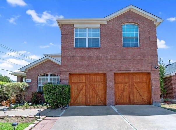 1003 Stonebrook Drive, Grand Prairie, TX 75052