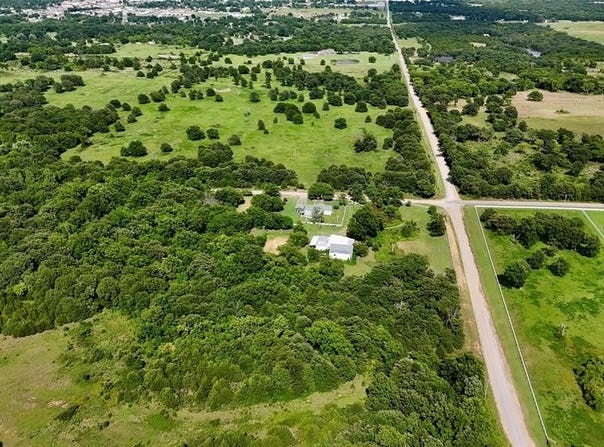 11 E 880 Road, Stroud, OK 74079