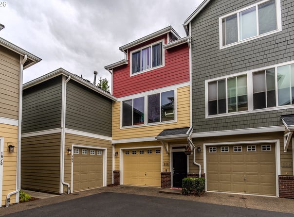 866 NW COUNCIL Dr, Gresham, OR 97030