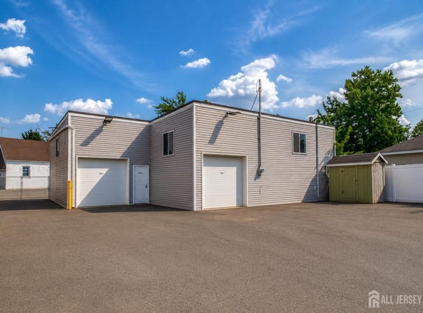 46 N Main Street N, Milltown, NJ 08850