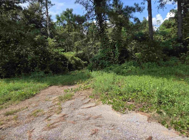7470 Bratt Rd, Century, FL 32535