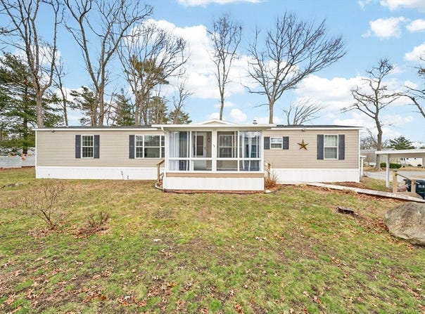18 Timber Lane, Wareham, MA 02576