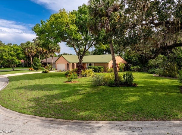 4559 Springview Circle, Labelle, FL 33935