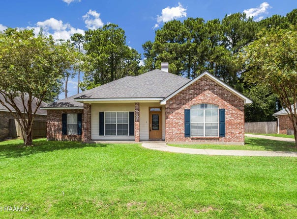 201 Treat Drive, Broussard, LA 70518