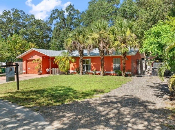 470 Kara Lynn Court, Labelle, FL 33935