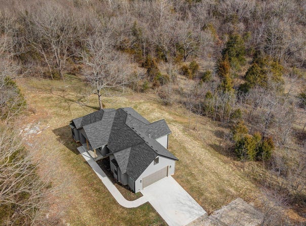 208 Danalia Drive, Marshfield, MO 65706
