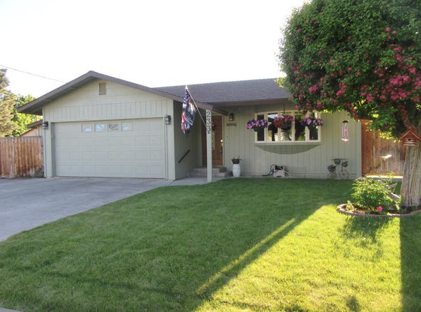 233 N Pine Street, Dorris, CA 96023
