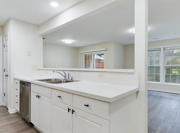302 BAUGHMANS LANE, FREDERICK, MD 21702