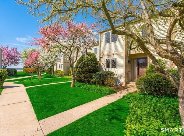 100 Dudley Avenue, Old Saybrook, CT 06475