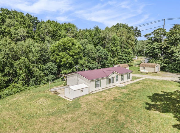 627 N Cooper Street, Newaygo, MI 49337