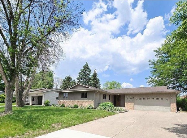 1420 17th Street W, Hastings, MN 55033