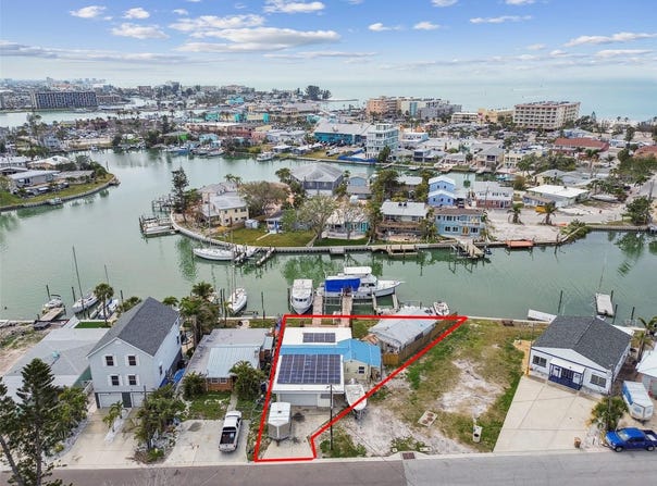 301 BOCA CIEGA DRIVE, MADEIRA BEACH, FL 33708