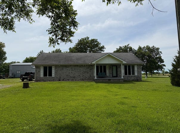 3110 N 3rd, Chetopa, KS 67336