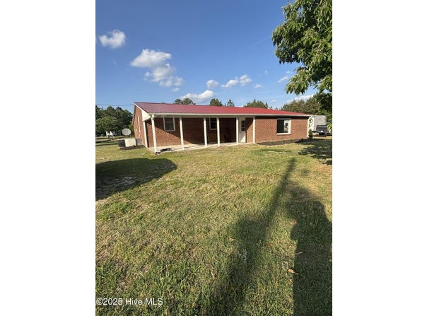 175 Molly Avenue, Vanceboro, NC 28586