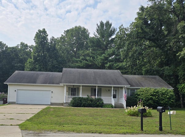 3861 Forest Edge Road, Muskegon, MI 49442