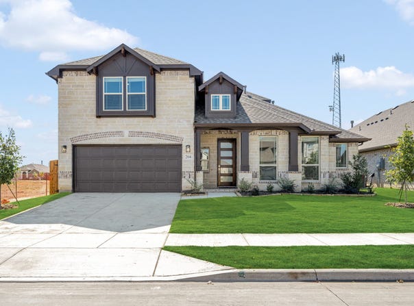 204 Sweetwater Drive, Commerce, TX 75428