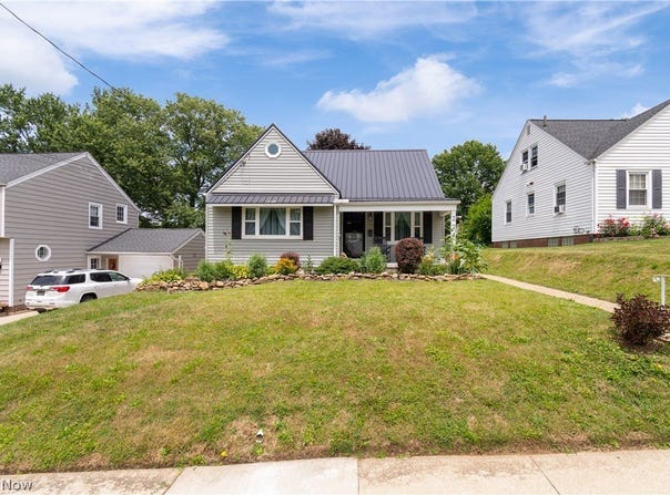 224 Ertle Avenue NE, Massillon, OH 44646